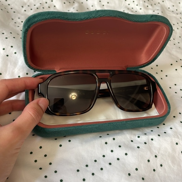 Gucci aviator frame sunglasses brown tortiose with green lense - Picture 7 of 7